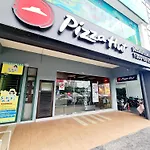 8 Guest 3 Room Oug A1 Old Klang Bkt Jalil Pavilion Stadium Mid Valley Bangsar Puchong Ioi