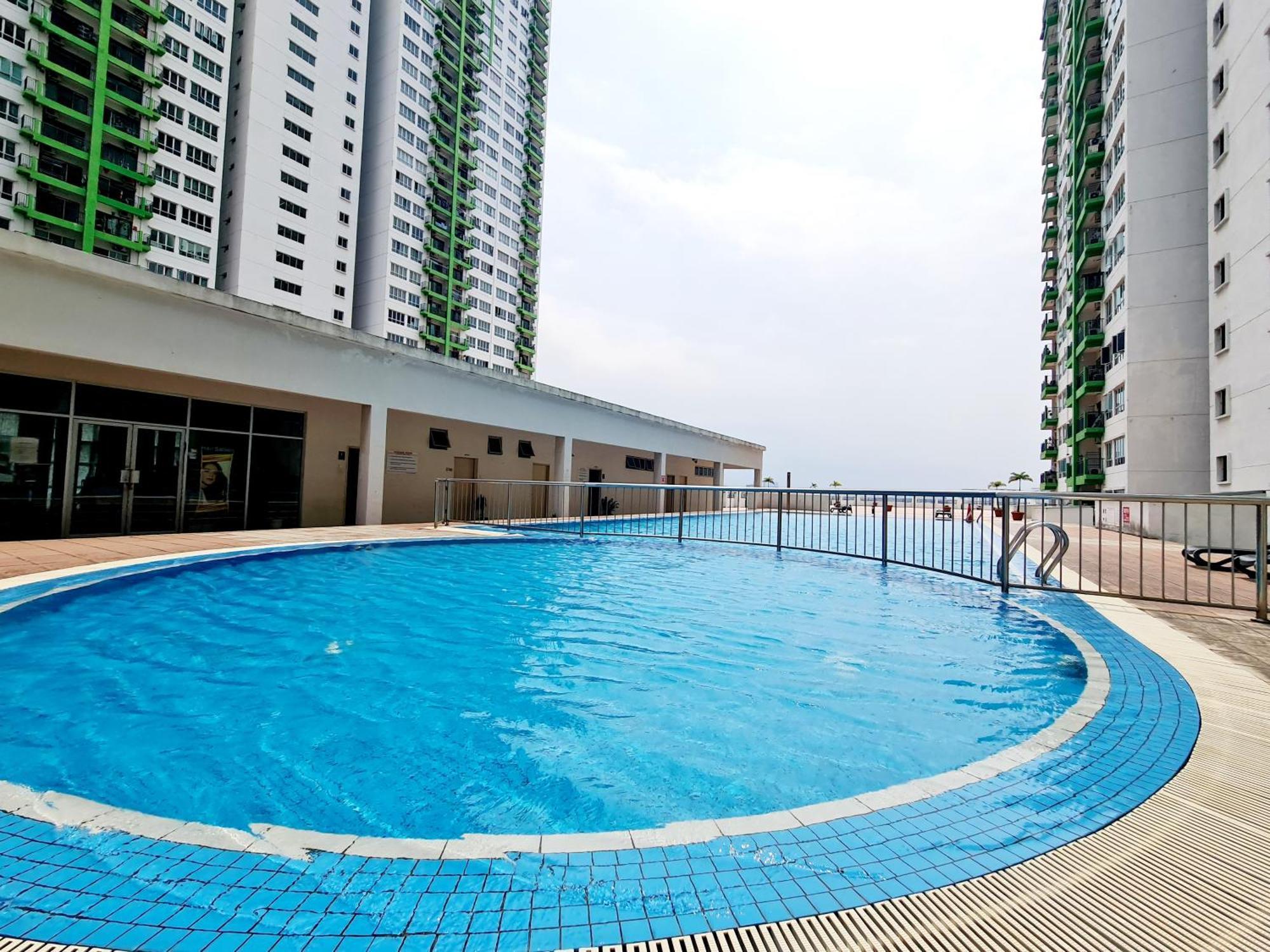 Pangsapuri 8 Guest 3 Oug A1 Old Klang Bkt Jalil Pavilion Stadium Mid Valley Bangsar Puchong Ioi